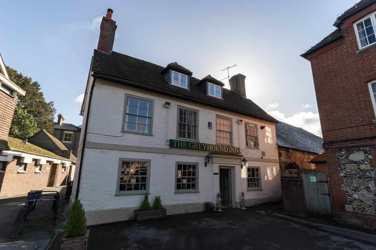 Greyhound Inn Wilton Wilton (Wiltshire) Exterior foto