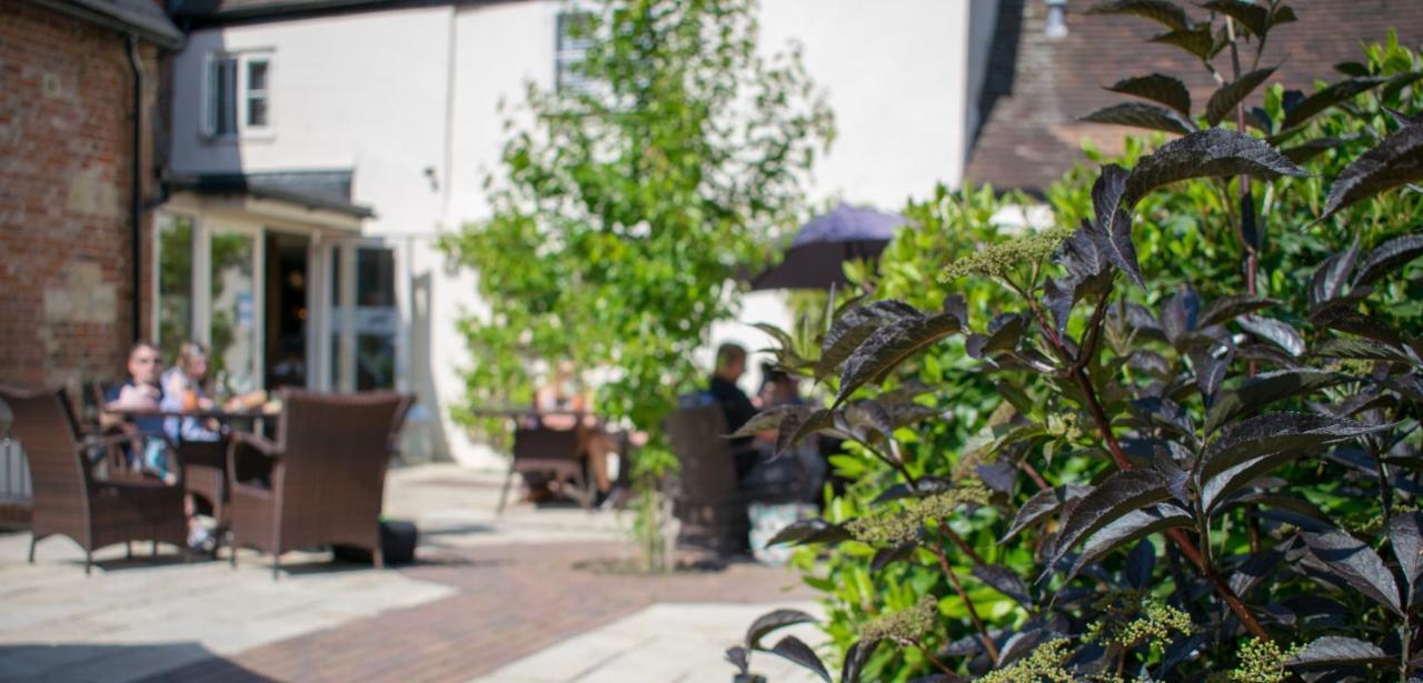 Greyhound Inn Wilton Wilton (Wiltshire) Exterior foto